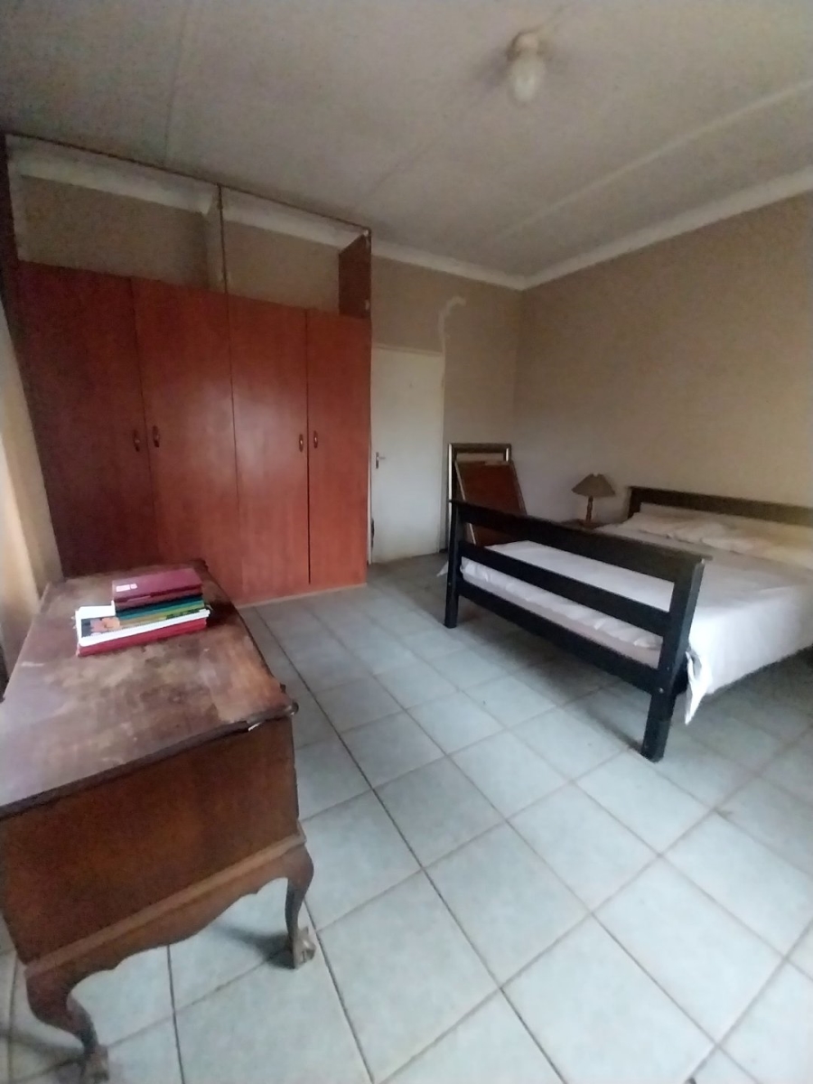 8 Bedroom Property for Sale in Roodewal Free State